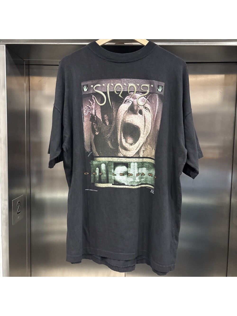 Vintage 1996 Def Leppard Slang Graphic Artimonde T-Shirt